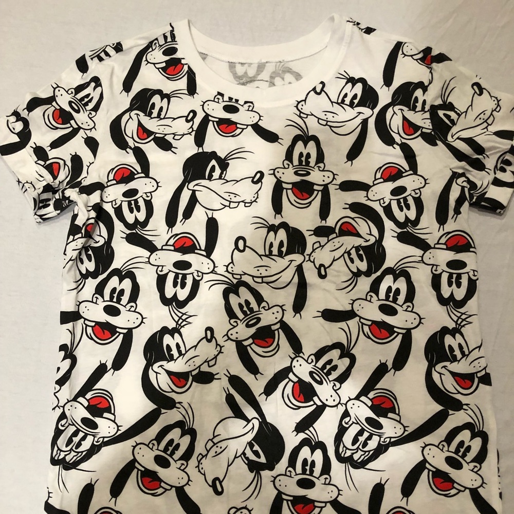 All over Goofy Disney Shirt